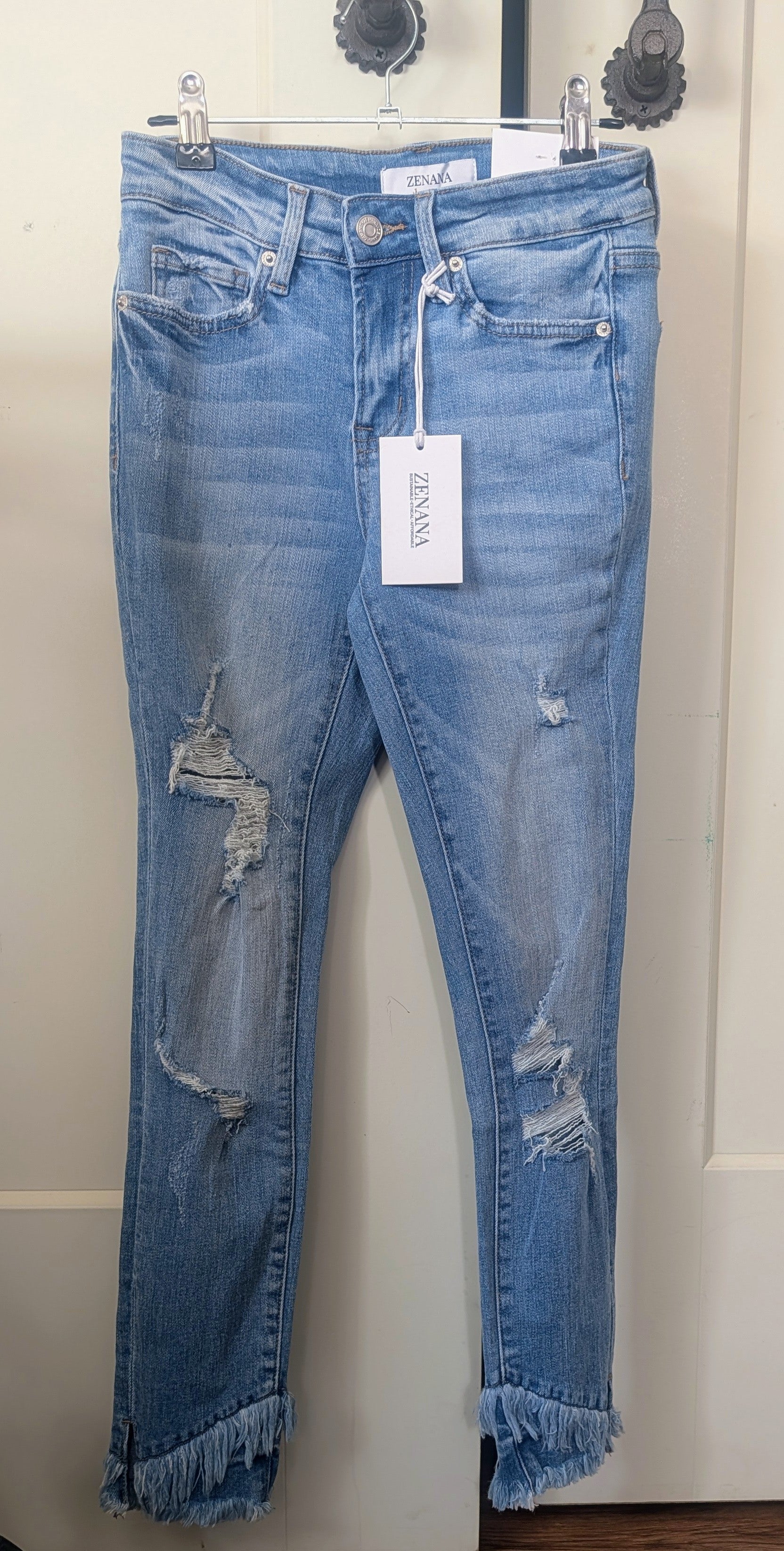 Zenana Skinny Distressed Fringe angle cuff - Size 25