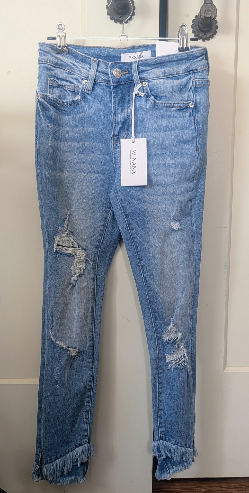 Zenana Skinny Distressed Fringe angle cuff - Size 24